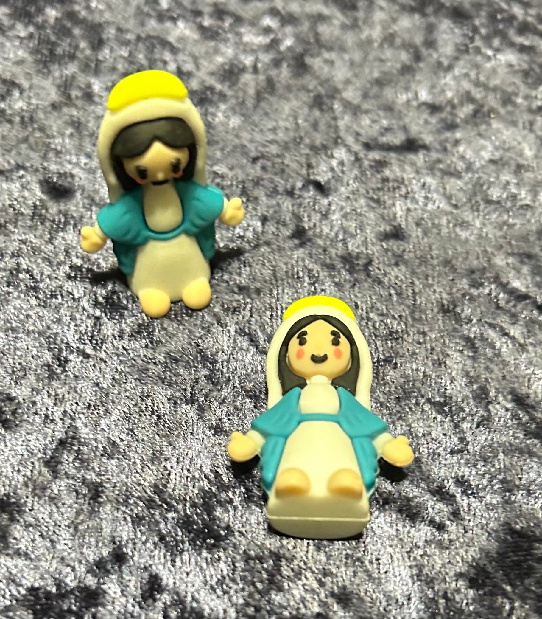 Mini Mary Figure Toy
