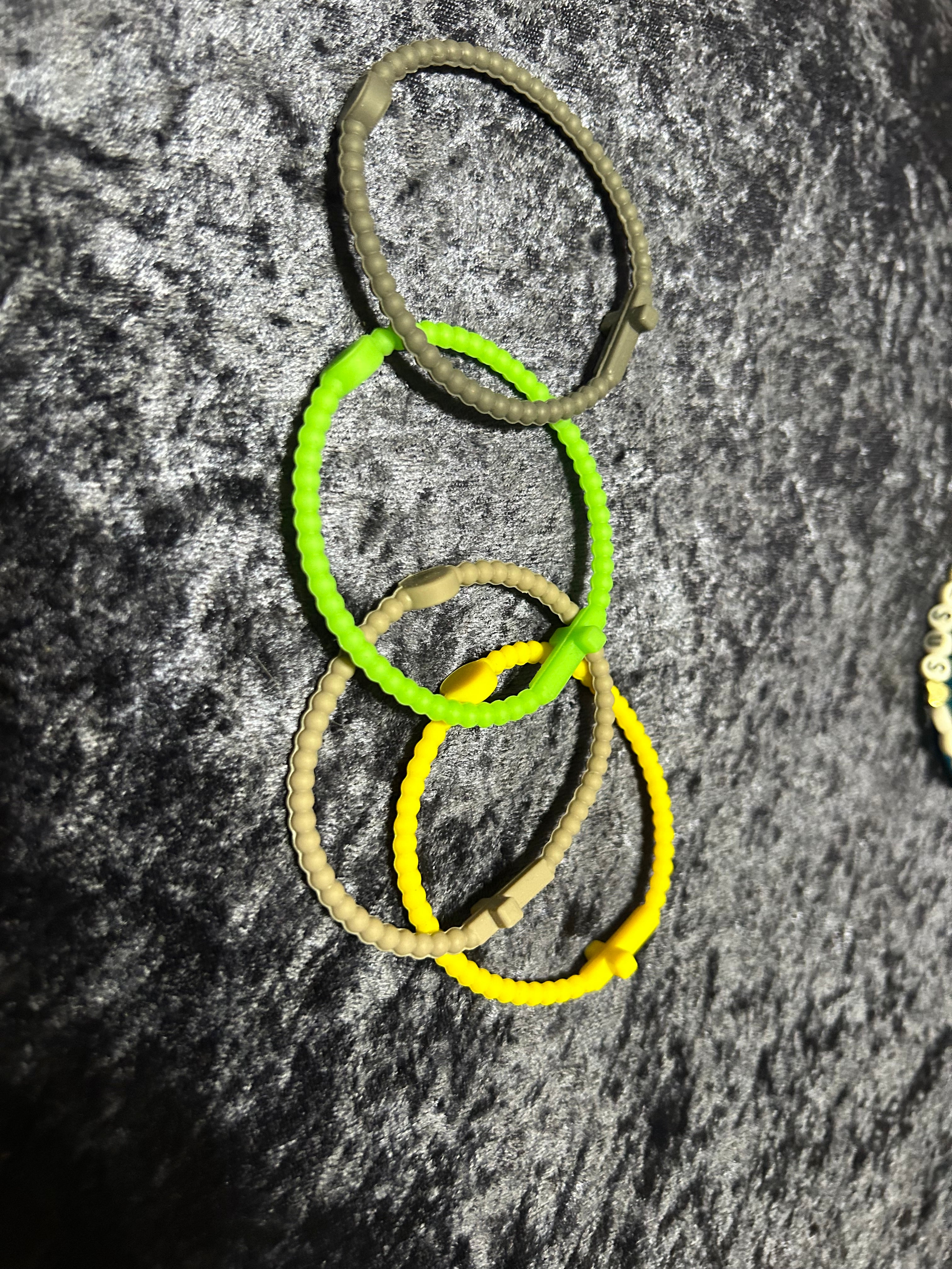 Rubber Cross Bracelets(4pack)